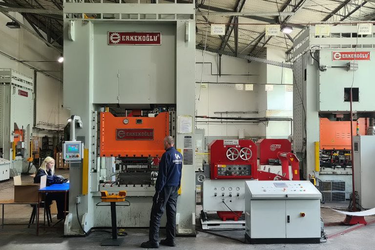 pressing-machine-erkekoglu-160t-01