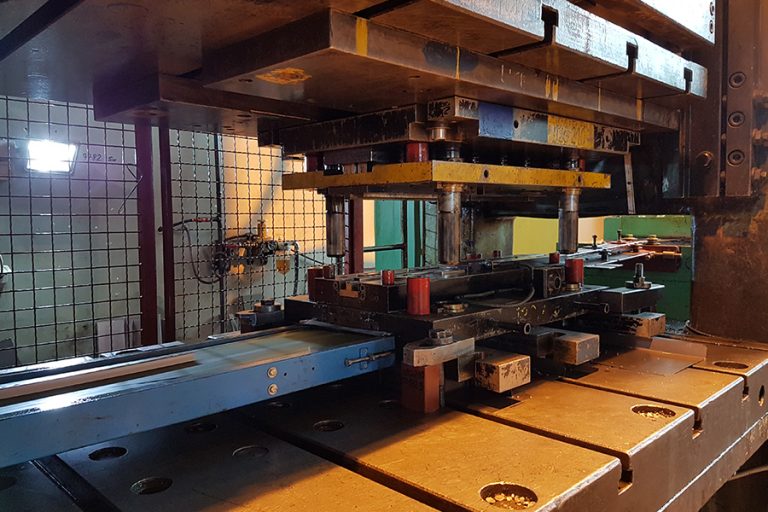 pressing-machine-kuznecov-02
